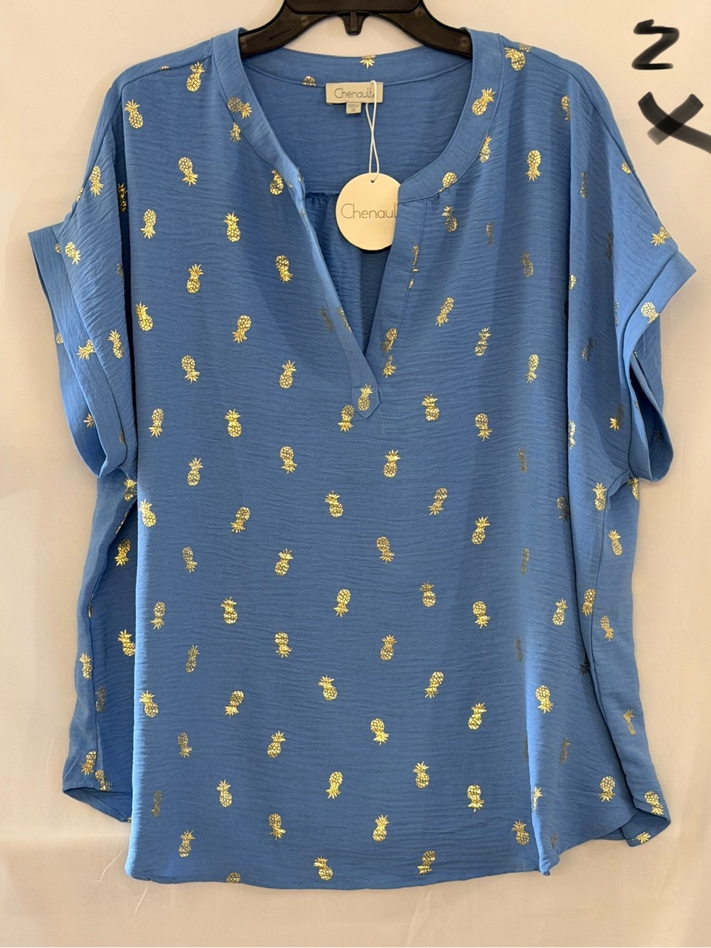 Chenault Sky Blue Short-Sleeve Tunic with Gold Pineapple Accents